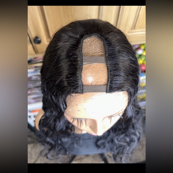 ❤️Lot 2069❤️ New 100% Human Hair U Part 24” wig ❤️ medium to small head Density - Picture 2 of 10